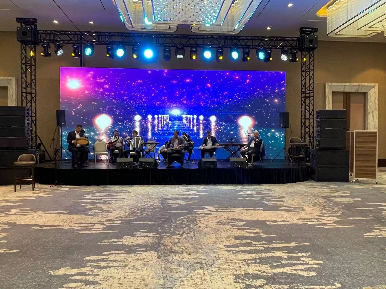 Latest company case about The exquisite indoor LED display screen installed by a client in a Belt and Road country has won unanimous praise 